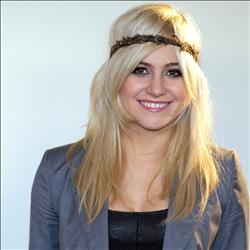PIXIE LOTT