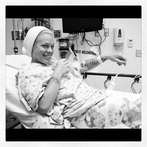 PINK EN EL HOSPITAL